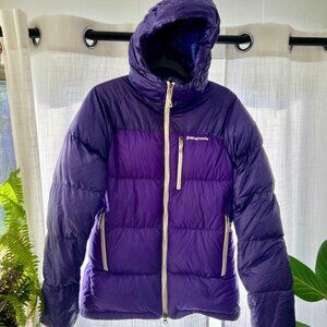 Patagonia Women's Down Jacket Size Small